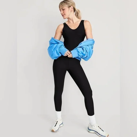 Old Navy Black Petite Body Suit - Picture 1 of 6